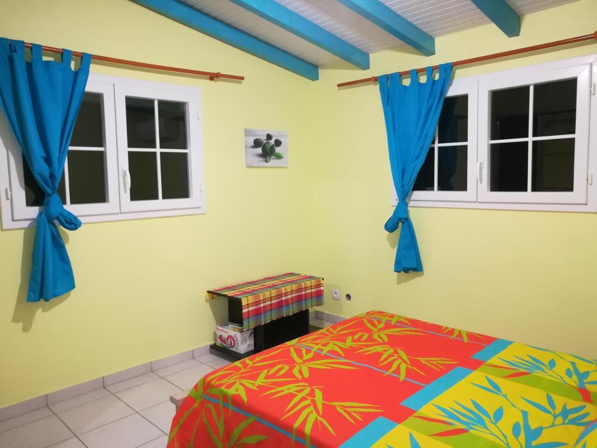 Calme Villa Sainte-Rose Extérieur photo